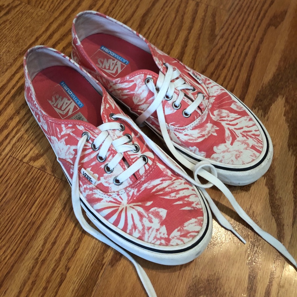 Vans Floral beach Skate shoe Size 10